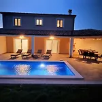 Terrana Near Rovinj For 6 People With Private Pool Vila *