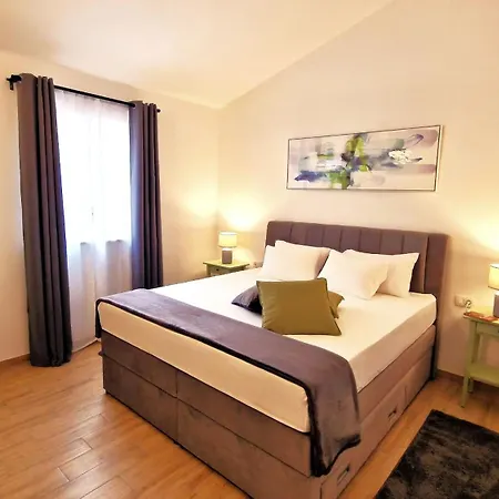 Terrana Near Rovinj For 6 People With Private Pool Villa *