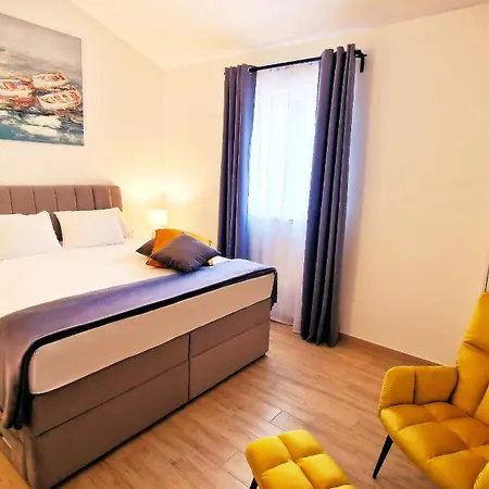 Terrana Near Rovinj For 6 People With Private Pool Villa *