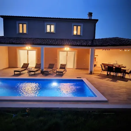 Terrana Near Rovinj For 6 People With Private Pool Villa *
