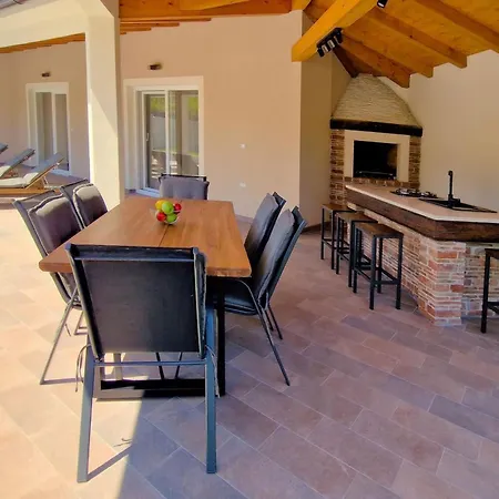 Vila Terrana Near Rovinj For 6 People With Private Pool *