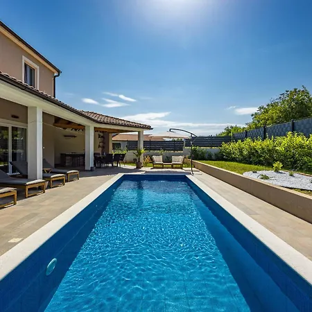 Villa Terrana Near Rovinj For 6 People With Private Pool Rovinjsko Selo