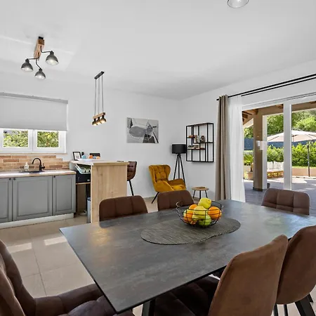 Terrana Near Rovinj For 6 People With Private Pool *