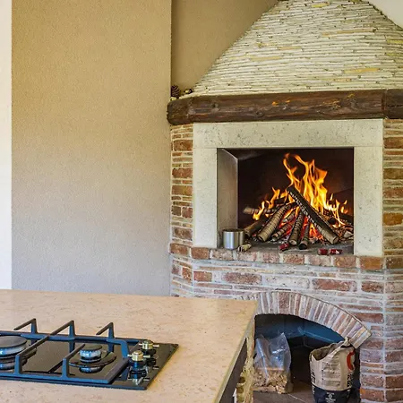 Terrana Near Rovinj For 6 People With Private Pool *