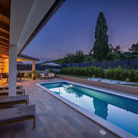 Terrana Near Rovinj For 6 People With Private Pool Vila *